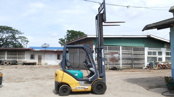 ขายด่วนรถยกKOMATSU FG15-18 ยก1.5ตันเสาสูง3เมตรปี2004ชั่วโม่งน้อย443รถนอกนำเข้ายังไม่เคยใช้งานในเมืองไทยเลย=รุ่นใหม่ขายถูกๆๆ