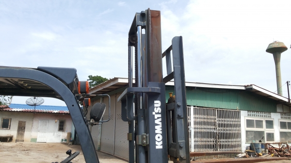 ขายด่วนรถยกKOMATSU FG15-18 ยก1.5ตันเสาสูง3เมตรปี2004ชั่วโม่งน้อย443รถนอกนำเข้ายังไม่เคยใช้งานในเมืองไทยเลย=รุ่นใหม่ขายถูกๆๆ