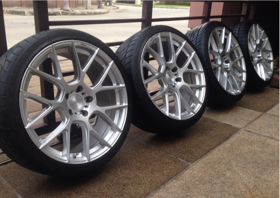 ล้อ ADV1 ขอบ19 พร้อมยาง Falken 235 35 19 ปี13