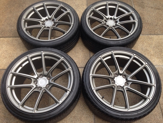 ล้อ ADV1 ขอบ19 พร้อมยางปี13 สภาพสวยมาก