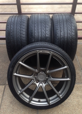 ล้อ ADV1 ขอบ19 พร้อมยางปี13 สภาพสวยมาก