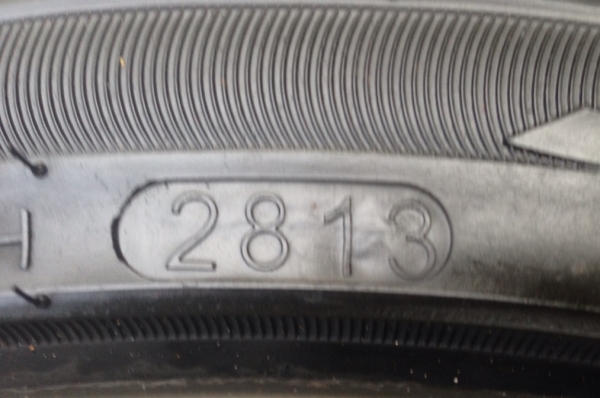 ล้อ ADV1 ขอบ19 พร้อมยางปี13 สภาพสวยมาก