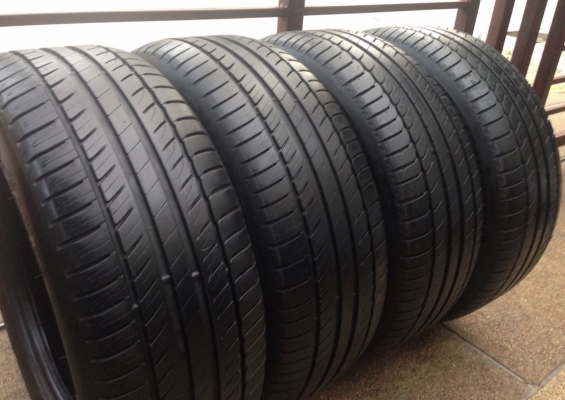 ยาง Michelin 235 55 17 สิ้นปี12 ราคาไม่แพง