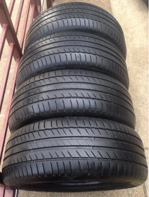ยาง Michelin 235 55 17 สิ้นปี12 ราคาไม่แพง