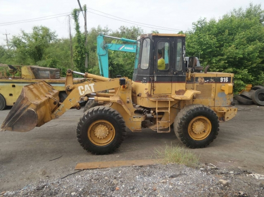 ขายรถตักล้อยาง CAT 916 เอกสารอินวอย ราคา 750000