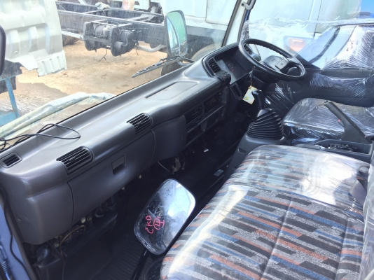 แสงฟ้าเต้นรถ///จำหน่ายหัวเก๋งญี่ปุ่น NPR กาตูนย์สภาพสวย ราคาลดพิเษศ