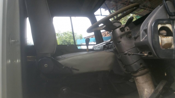 ขายด่วนครับ รถน้ำ HINO FF3H เครื่อง HO7D 195 บรรจุน้ำ 15,000 ลิตร ทำสีใหม่ครับ พร้อมใช้แล้วครับ