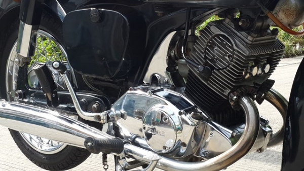 ขาย ฮอนด้า C92 สภาพสวยๆเดิมๆเครื่องเพิ่งฟิดมาใหม่ๆทะเบียนพร้อมโอน ขาย ฮอนด้า C92 สภาพสวยๆเดิมๆเครื่องเพิ่งฟิดมาใหม่ๆทะเบียนพร้อมโอน