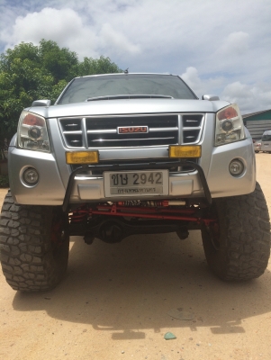 อีซูซุ 4ประตู จัดเต็ม