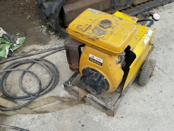 ลองทำงานกันให้เห็นๆไปเลยครับ สำหรับ เครื่องฉีดน้ำแรงดันสูง itoman เครื่อง robin 8-10 แรง ทำความสะอาดรถทุกประเภท