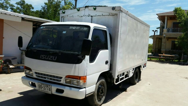 หกล้อ อีซูซุ NPR120แรงปี43 แอร์ เวอร์ สภาพสวยพร้อมใช้งาน เอกสารทะเบียนพร้อมโอน