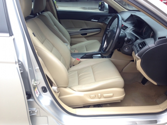 Honda Accord 2008-2.0E เชื้อเพลิง เบนซิล+LPGโดนัท Honda Accord 2008-2.0E เชื้อเพลิง เบนซิล+LPGโดนัท