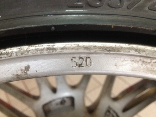 ล้อเเท้ BMW M5 ใส่ E39 ขอบ18กว้าง8นิ้วครึ่งอ๊อฟ20ของเก่าญี่ปุ่นสีเดิมๆสภาพสวย