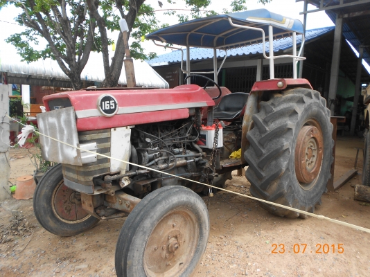 ขายแมสซี่ 165 เพลากลม สถาพเดิมๆ ท่อขวา เครื่องดี ไฮดรอลิค ใช้งานได้ ราคาถูก