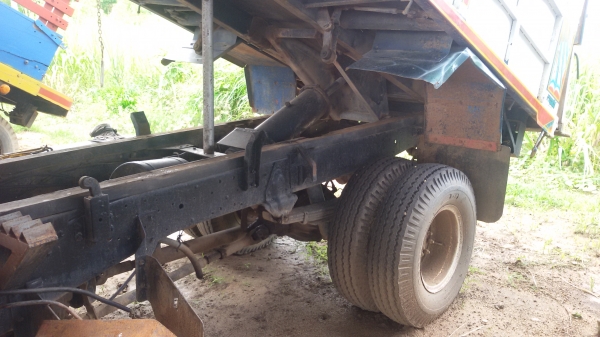 ขายรถอีแต๋นด้ำราคา195000บาท คัชชีหน้าใหญ่ บรรณทุกได้4ตัน 6ล้อ ยกหัวได้เครื่อง4สูบ กะบอกด้ำใหญ่กะบะยาว3เมตรหัว1.30เมตร พร้อมใช้งานรถอยู่ว้งบัว อคลองขลุง จ กำแพงเพชรสนใจโทร0813655887อำพร พาเจริญราคานื้ยังต่อรองได้อืกนะครับ