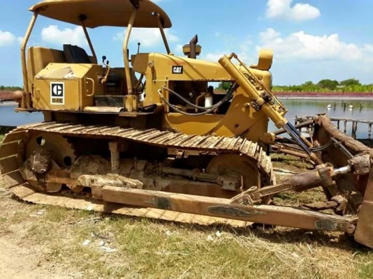 ขายรถแทร็กเตอร์ CAT รุ่นD4E สภาพพร้อมใช้งาน สนใจโทร 090-8588220คุณนะ 093-3258446คุณบิว ID:narong498 หรือเข้าดูสินค้าอื่นๆได้ที่ www.truck.in.th/498 หรือเพจFacebook ณรงค์ ซื้อขายรถมือสอง (เว็บไซต์ส่วนตัว) หรือFacebook ตลาดรถมือสอง คุณนะ