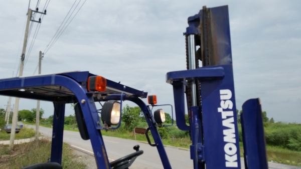 ขายด่วนรถยก ขายด่วนรถยก