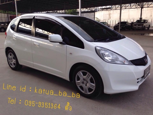 HONDA JAZZ ปี 2011-1.5s as (airbag abs) ฟรีดาวน์