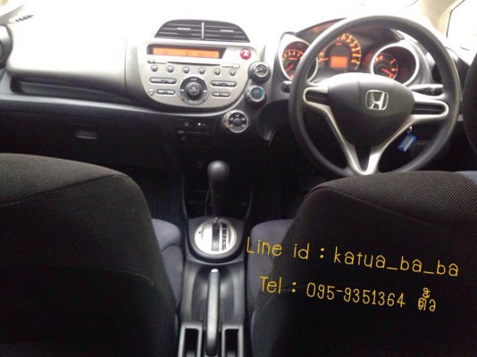 HONDA JAZZ ปี 2011-1.5s as (airbag abs) ฟรีดาวน์