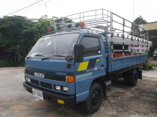 ขาย !! ISUZU NPR 57L สภาพสวย