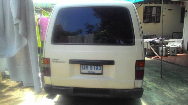 ขายรถตู้NISSAN URVAN  ปี87