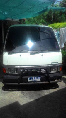 ขายรถตู้NISSAN URVAN  ปี90