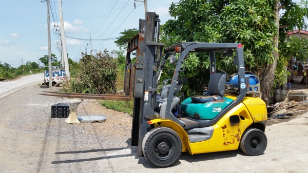 ขายด่วนรถยกKOMATSU FG25-15 ยก2.5ตันเสาสูง3เมตรงาสไลย์ได้รถนอกนำเข้ายังไม่เคยใช้งานในเมืองไทยเลย=รุ่นใหม่ขายถูกๆๆ
