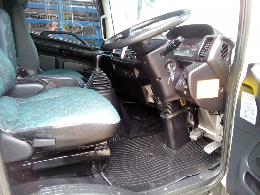 6 ล้อกลาง  *Euro.3*  HINO *ซีรีย์500*  FC9J 175 แรงม้า * ยาว 5.50 ม.*  รถสวยเดิม+สวยจริง * รถห้างแท้ * มีเล่มพร้อมโอน * ปี55 *