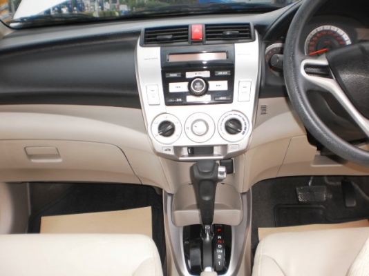 HONDA CITCITY 1.5V i-VTEC (ABS) 2011 HONDA CITCITY 1.5V i-VTEC (ABS) 2011