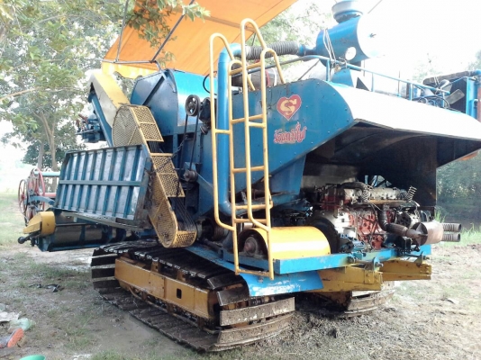 ขายรถเกี่ยว เกษตรพัฒนา