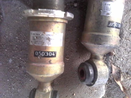 ขายโช๊คสตรัท ชุดละ 6000 บาท แปลงใส่ได้หลายรุ่น ของเก่าญี่ปุ่น ปรับสูงตำ่ แข็งอ่อนไดหลายระดับ ไม่รั่วไม่ซึม ขายโช๊คสตรัท ชุดละ 6000 บาท แปลงใส่ได้หลายรุ่น ของเก่าญี่ปุ่น ปรับสูงตำ่ แข็งอ่อนไดหลายระดับ ไม่รั่วไม่ซึม