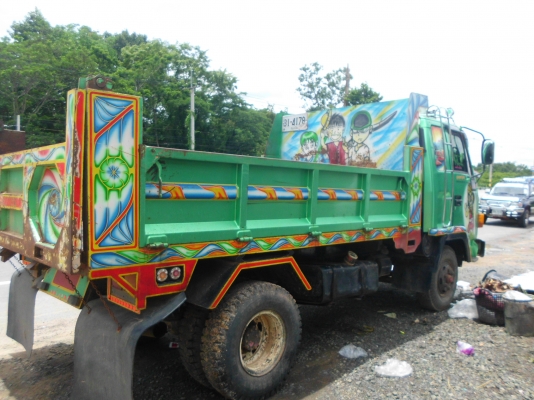 ขายรถบรรทุก 6 ล้อดั้ม อิซูซุร็อคกี้ เครื่อง 165 แรงม้า