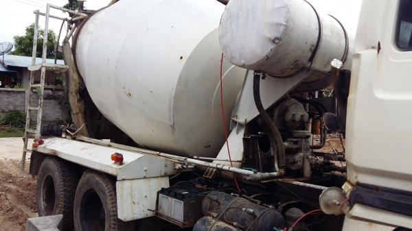 ขายรถโม่ปูน 10 ล้อ 7 คิว Hino FS 600B เครื่อง V8 8 สูบ 300 แรงม้า 3 เพลา