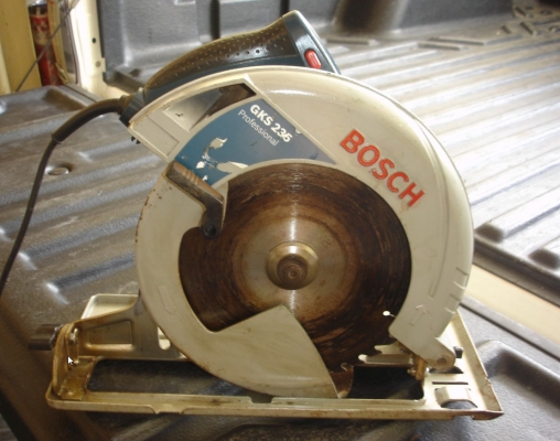 ขายเลื่อยวงเดือน BOSCH รุ่น GKS 235 ขนาด 9"