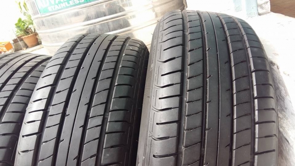 ขายล้อแม็กมือ2 racingtek c64 งาน apex wheel 15"พร้อมยางปี13สนใจติดต่อเล็กคลองสามครับ 081-3747940