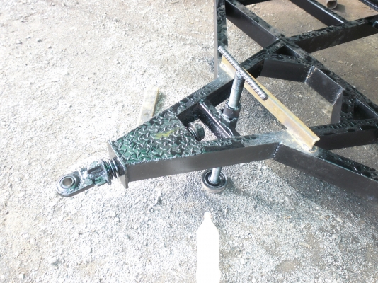 ขายเทรเล่อร์  เอนกประสงค์   อยู่ชุมแพ ยางใหม่ 4 เส้น