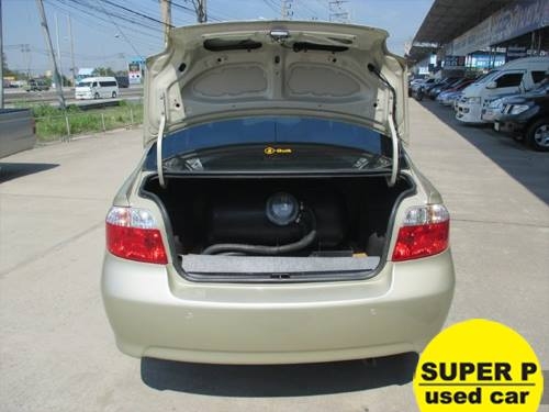 TOYOTA VIOS 1.5  AT 2003