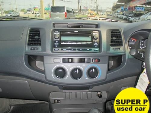 TOYOTA HILUX VIGO CHAMP SMART CAB 2.7 CNG MT 2012 TOYOTA HILUX VIGO CHAMP SMART CAB 2.7 CNG MT 2012