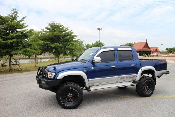 ขาย toyota sport cruiser d4d 4wd 3.0G ออโต้ แต่งเรียบๆ ชุดยก sun 4 นิ้ว ขาย toyota sport cruiser d4d 4wd 3.0G ออโต้ แต่งเรียบๆ ชุดยก sun 4 นิ้ว