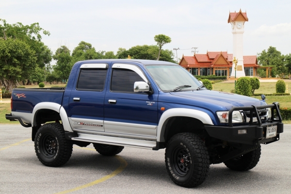 ขาย toyota sport cruiser d4d 4wd 3.0G ออโต้ แต่งเรียบๆ ชุดยก sun 4 นิ้ว ขาย toyota sport cruiser d4d 4wd 3.0G ออโต้ แต่งเรียบๆ ชุดยก sun 4 นิ้ว