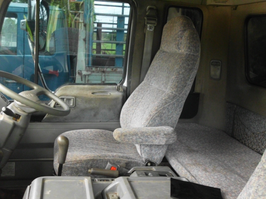 ขายรถบรรทุก 6ล้อ ฮีโน่ FB195 สนใจโทรฉลาดศิลป์ 0808255385,084966119,0810707634