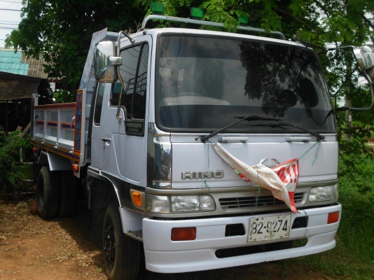 ขายรถบรรทุก 6ล้อ ฮีโน่ FB195 สนใจโทรฉลาดศิลป์ 0808255385,084966119,0810707634