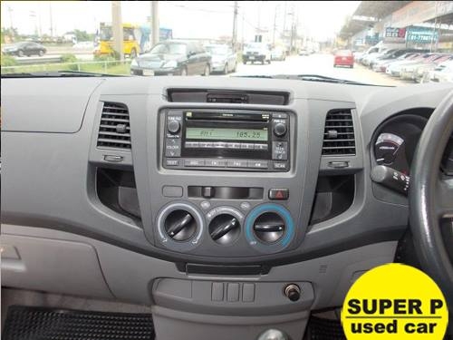 TOYOTA HILUX VIGO CAB 2.5 D4D MT 2009 TOYOTA HILUX VIGO CAB 2.5 D4D MT 2009