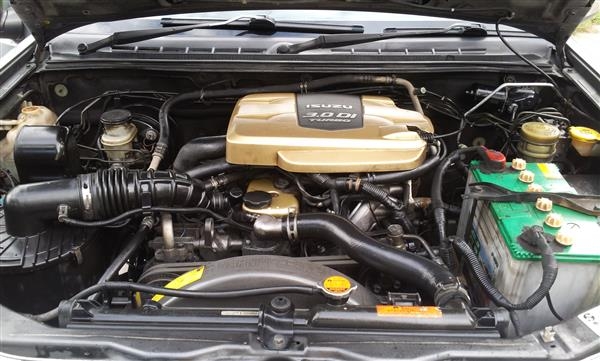 ขายD-MAX 4ประตู 4WDเกียร์ออโต้รุ่นท็อป