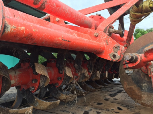 ขายผานไถพร้อมโลตะลีKUBOTA 4508Lสวยมากเลยครับ