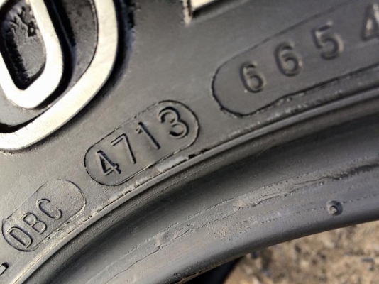Maxxis Bighorn MT-762 ขนาด 285 75 r16 ดอกยาง 1.2เซนต์ Maxxis Bighorn MT-762 ขนาด 285 75 r16 ดอกยาง 1.2เซนต์