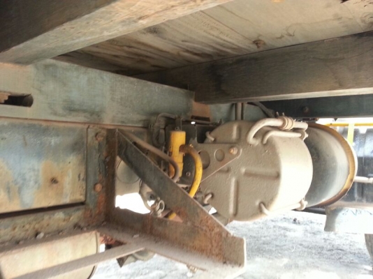 รถฮีโน่ 6 ล้อ KM777 รั้ว  117 แรงม้า.     สนใจติดต่อ  081 - 6079515