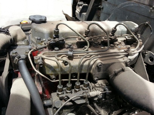 รถฮีโน่ 6 ล้อ KM777 รั้ว  117 แรงม้า.     สนใจติดต่อ  081 - 6079515