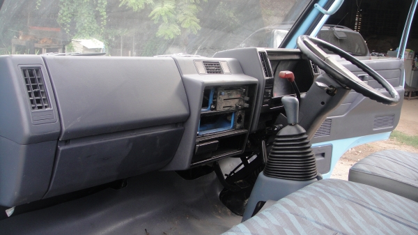 ISUZU NKR ดั๊ม3คิว เครื่อง4BE1(110แรง)แอร์ ฟิล์ม เพาเวอร์ รถสวยพร้อมใช้ ทะเบียนพร้อมโอน