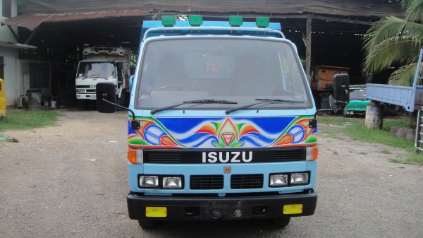 ISUZU NKR ดั๊ม3คิว เครื่อง4BE1(110แรง)แอร์ ฟิล์ม เพาเวอร์ รถสวยพร้อมใช้ ทะเบียนพร้อมโอน